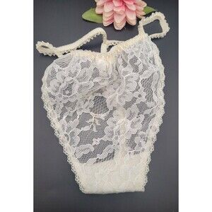 Vtg 34C Victorias Secret Lace T-String / Thong Panties String SMALL IVORY